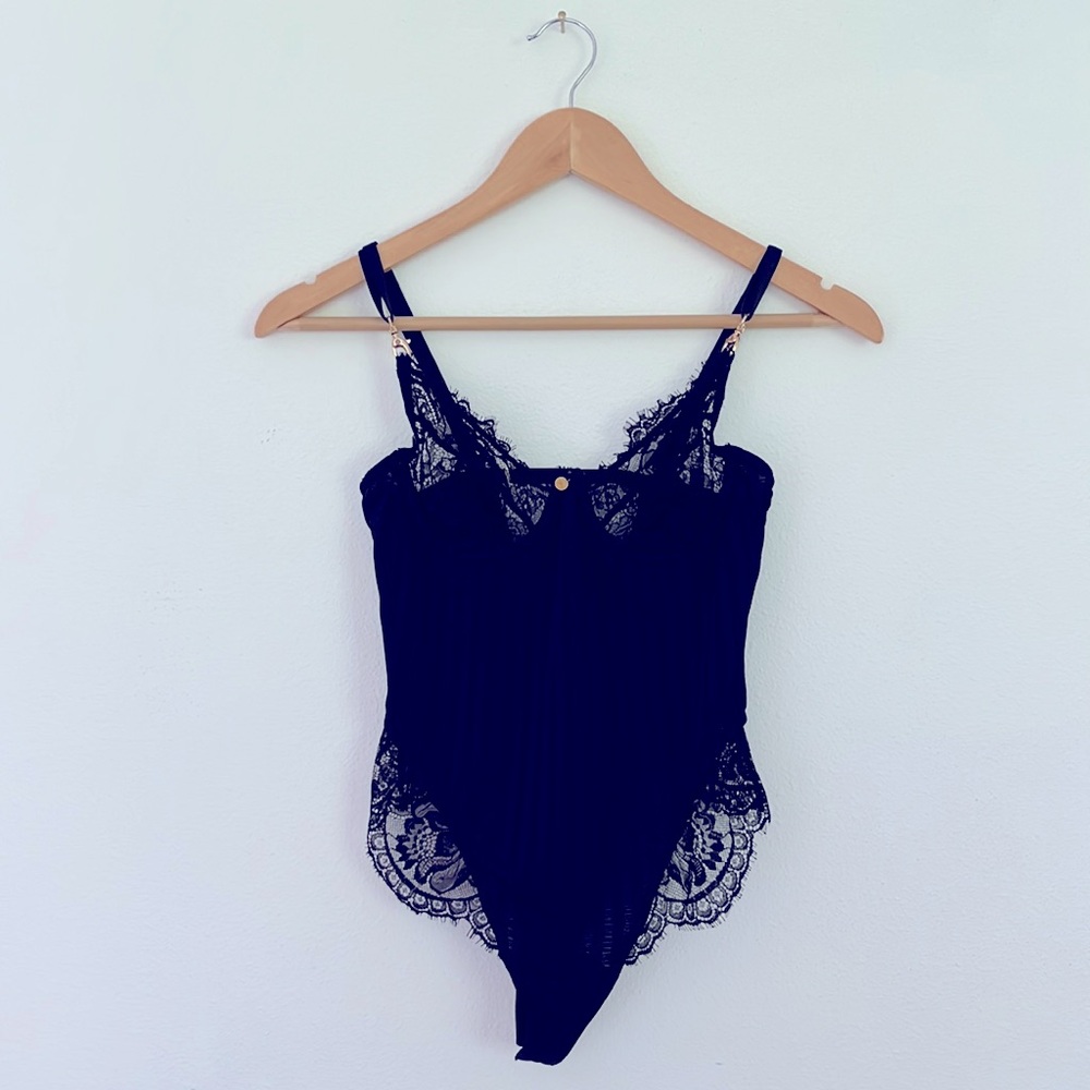 Gooseberry lingerie